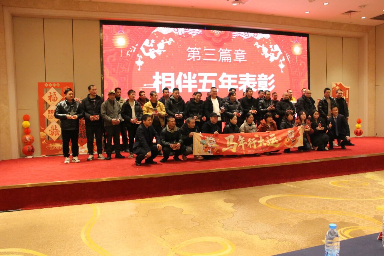 b3e438f84360274364eafbc9e689470a.jpg b3e438f84360274364eafbc9e689470a.jpg